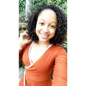 Meet your Posher, Jazmine